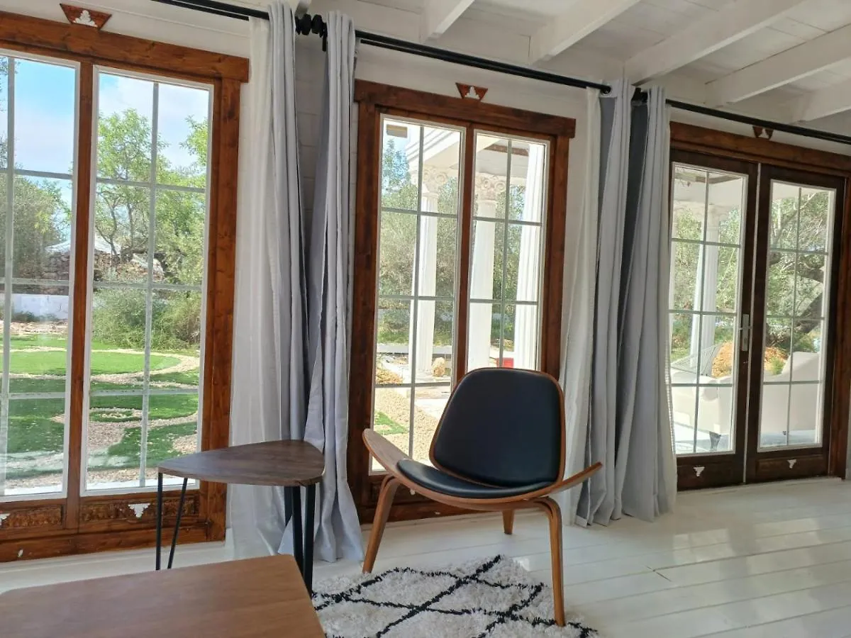 Art Villa Claudia L'Ametlla de Mar Farm stay