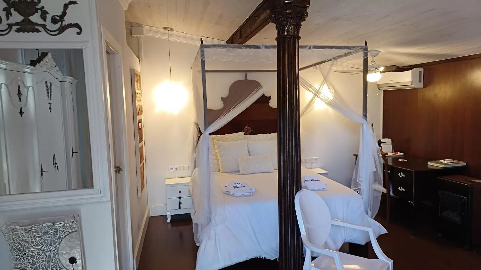 Farm stay Art Villa Claudia L'Ametlla de Mar